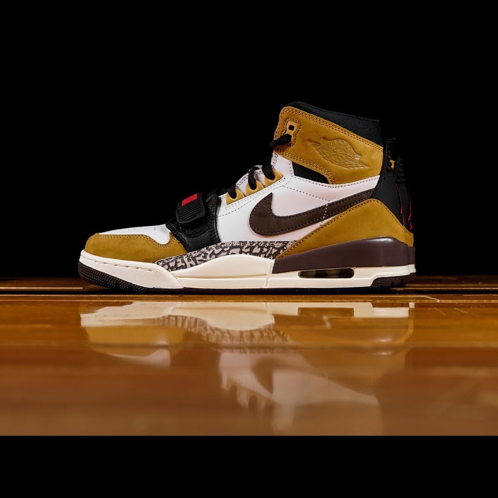 Nike Air Jordan in wheat - Picture 3 of 8